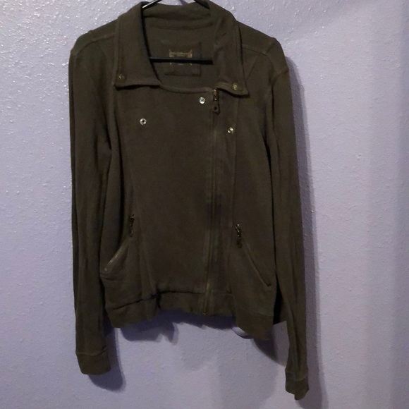 Versatile Jacket - Picture 2 of 3